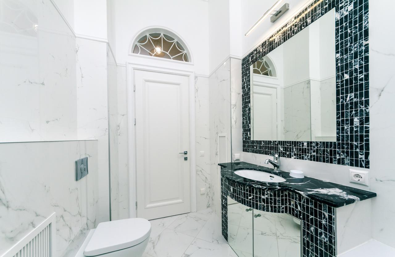 Vip Apartment Near Kreschatyk, 31А Pushkinska Street Kiev Eksteriør billede