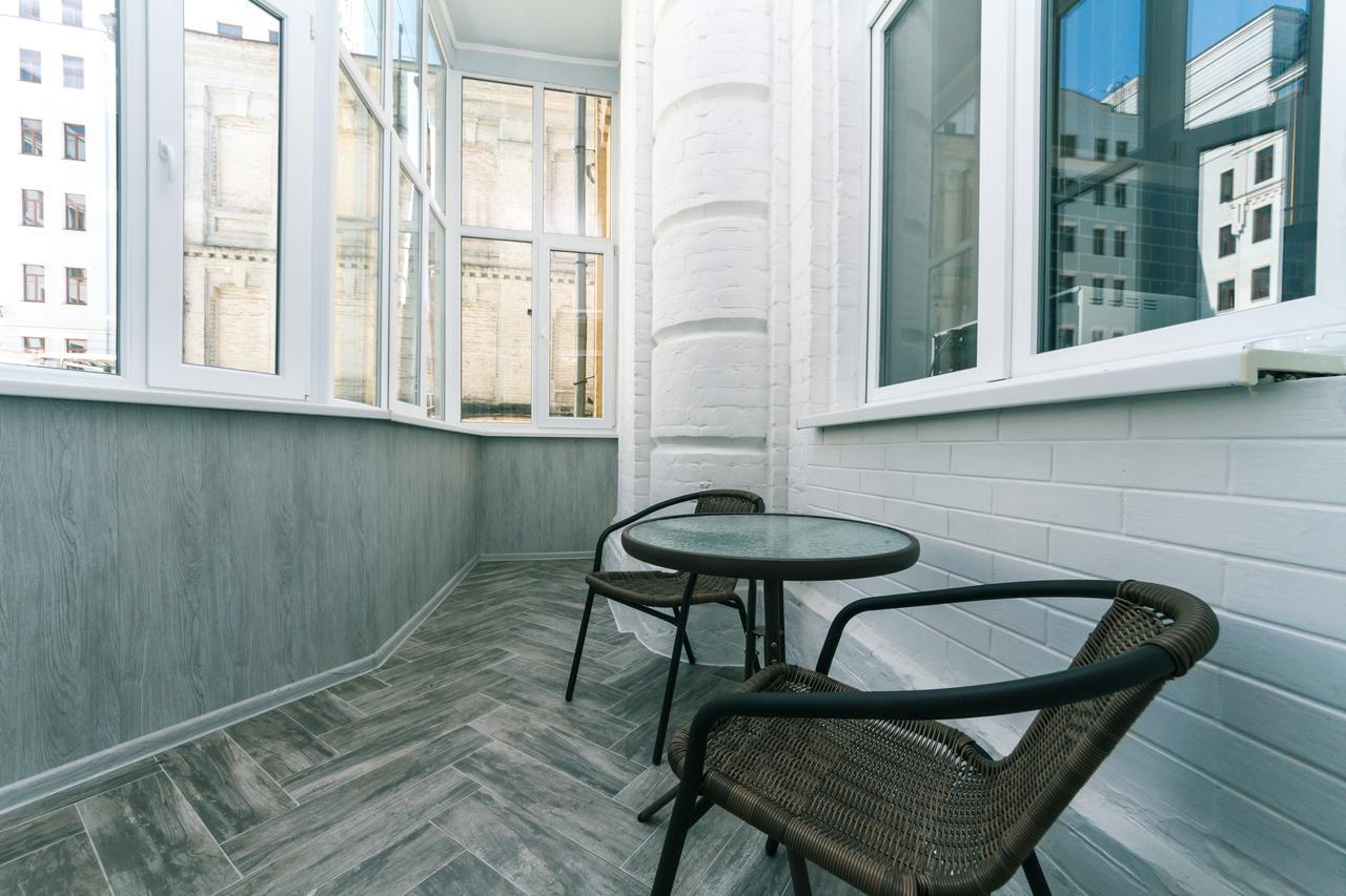 Vip Apartment Near Kreschatyk, 31А Pushkinska Street Kiev Eksteriør billede